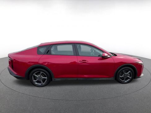 Used 2025 Kia K4 LXS image 15