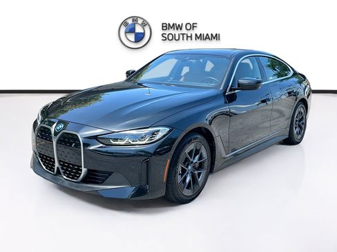Used 2023 BMW i4 eDrive40 w/ Premium Package RWD image 3