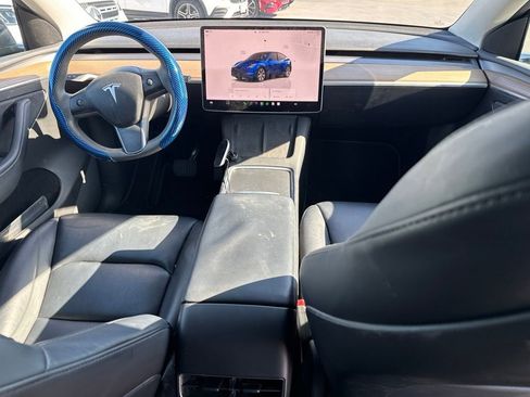 Used 2022 Tesla Model Y Long Range AWD/4WD image 7