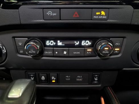 Used 2024 Nissan Frontier PRO-4X w/ Pro Premium Package AWD/4WD image 23