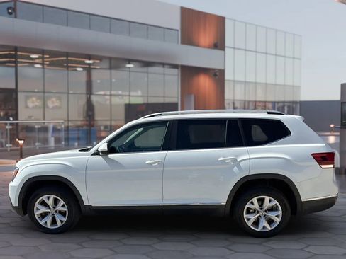 Used 2018 Volkswagen Atlas SEL image 3