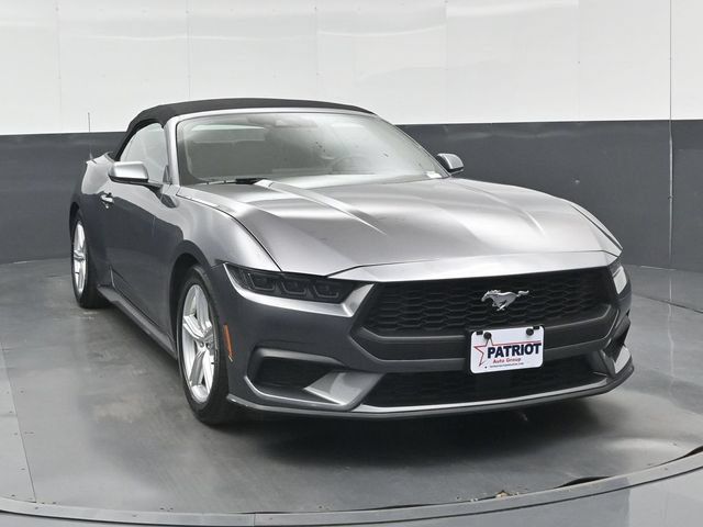 Used 2026 Ford Mustang Premium RWD image 28