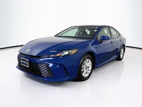 Used 2025 Toyota Camry LE w/ Convenience Package AWD/4WD image 3