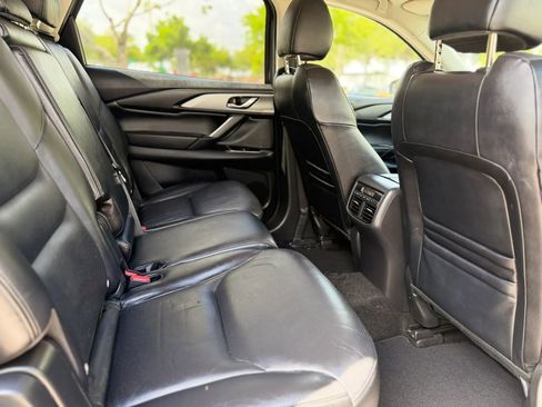 Used 2018 MAZDA CX-9 Touring FWD image 20
