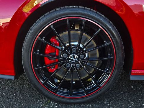 Used 2023 Volkswagen GTI 40th Anniversary Edition image 9