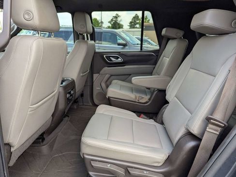 Used 2022 Chevrolet Tahoe LT RWD image 14