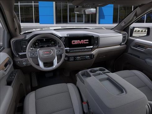 New 2026 GMC Sierra 1500 SLE w/ Preferred Package image 15