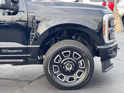 New 2026 Ford F250 Platinum w/ FX4 Off-Road Package image 51