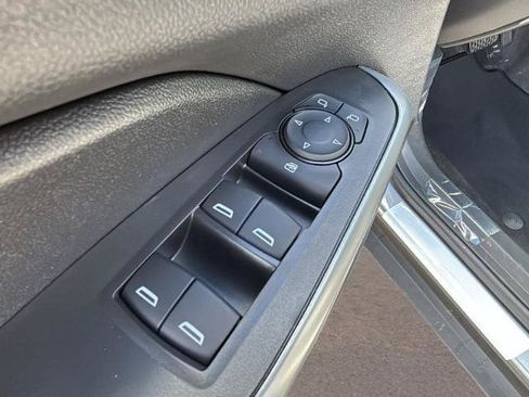 New 2026 Chevrolet Trax LS w/ LS Convenience Package FWD image 23