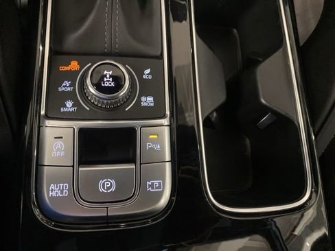 Used 2025 Kia Telluride SX Prestige X-Pro AWD/4WD image 25