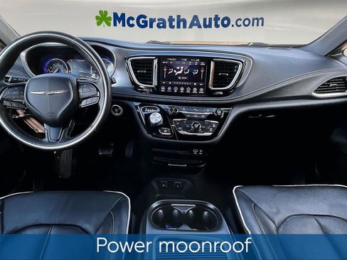 Used 2020 Chrysler Pacifica Limited w/ S Appearance Package image 8