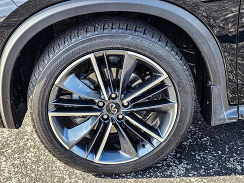 Used 2023 INFINITI QX50 Sport image 7