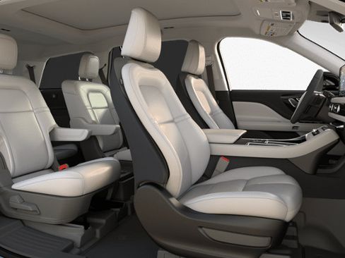 New 2026 Lincoln Aviator AWD w/ Jet Appearance Package image 27