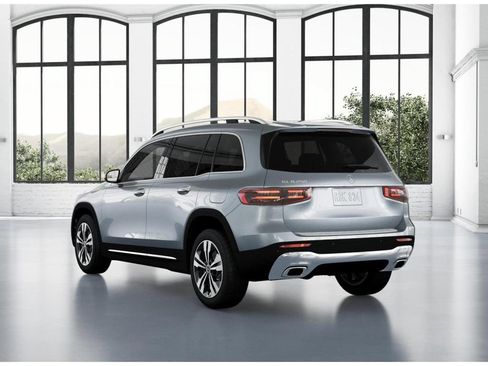 Used 2026 Mercedes-Benz GLB 250 image 28