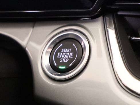 New 2026 Chevrolet Trax LT w/ Driver Confidence Package FWD image 33