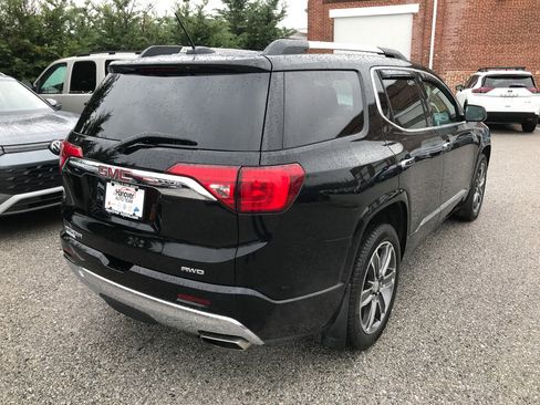 Used 2018 GMC Acadia Denali image 8