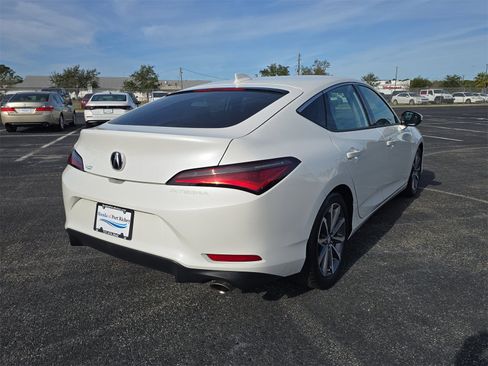 Used 2024 Acura Integra image 3