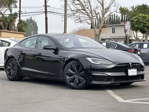 Used 2023 Tesla Model S image 8
