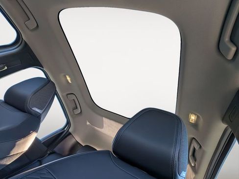 New 2026 Nissan Leaf Platinum+ w/ Cargo Package (Platinum+) image 25