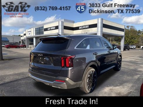 Certified 2025 Kia Sorento SX image 8