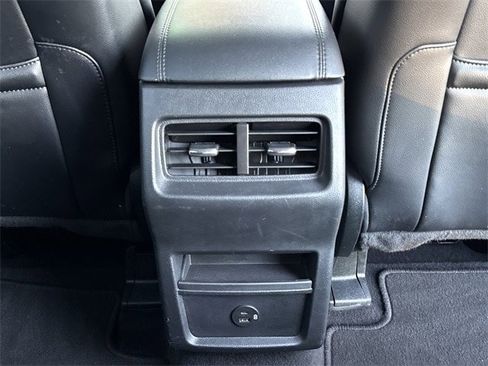 Used 2022 Ford Edge SEL image 22