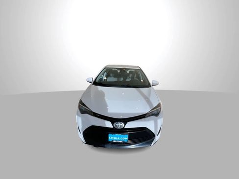 Used 2017 Toyota Corolla LE FWD image 3