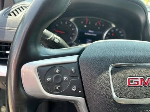 Used 2024 GMC Terrain SLT FWD image 18