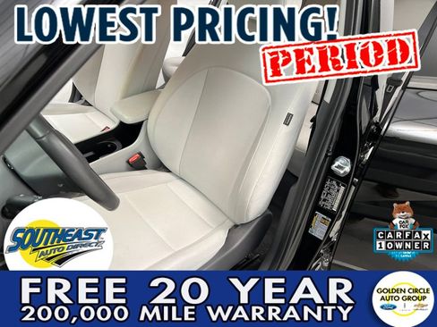 Used 2025 Hyundai Kona SEL image 9