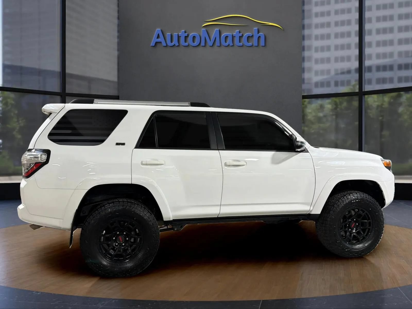 Used 2023 Toyota 4Runner SR5 Premium w/ Moonroof Package AWD/4WD image 11
