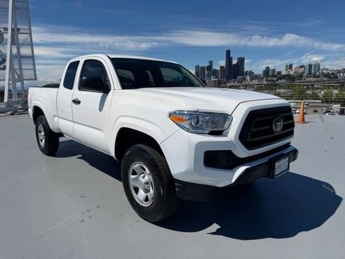 Used 2020 Toyota Tacoma SR RWD image 1