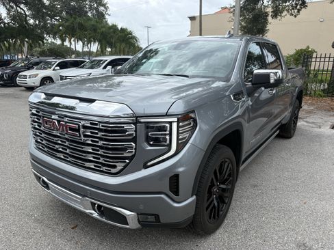 Used 2024 GMC Sierra 1500 Denali w/ Denali Reserve Package AWD/4WD image 3