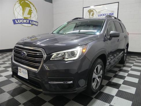 Used 2020 Subaru Ascent Premium w/ Convenience Package image 5