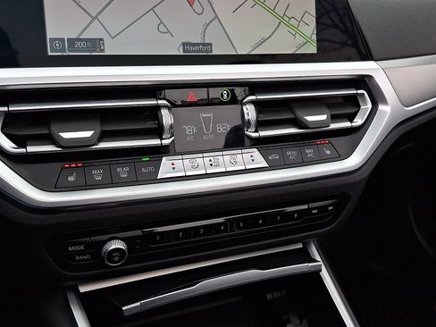 Used 2022 BMW 430i xDrive Convertible w/ Convenience Package image 15