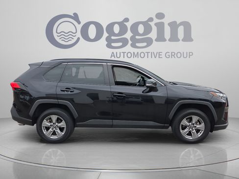 Used 2024 Toyota RAV4 XLE AWD/4WD image 6
