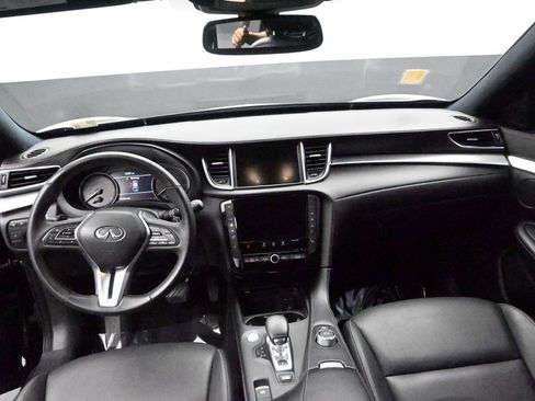 Used 2020 INFINITI QX50 Essential w/ Edition 30 Package FWD image 15