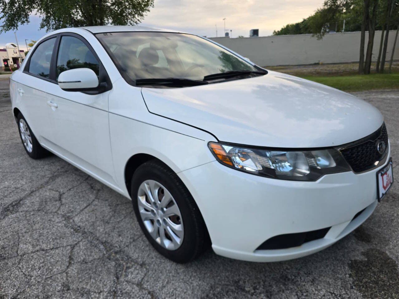 Used 2013 Kia Forte EX FWD image 3