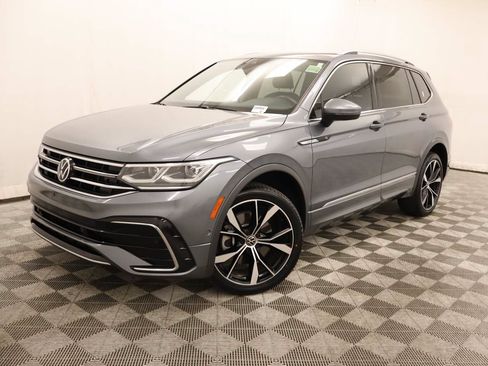 Used 2022 Volkswagen Tiguan SEL R-Line AWD/4WD image 1