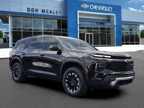 New 2026 Chevrolet Traverse Z71 w/ Driver Confidence Package AWD/4WD image 1