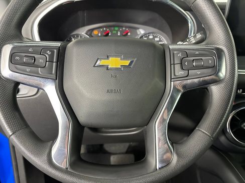 Used 2025 Chevrolet Blazer LT AWD/4WD image 16