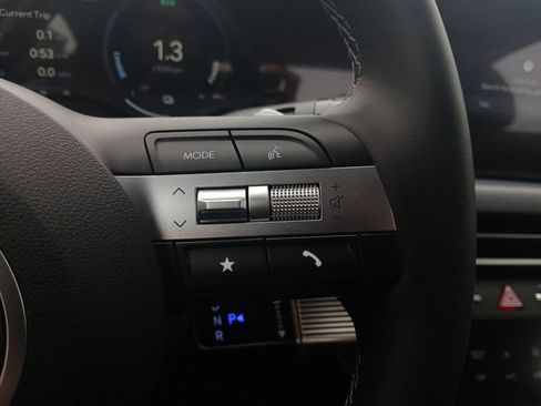 New 2025 Hyundai Sonata Limited FWD image 17