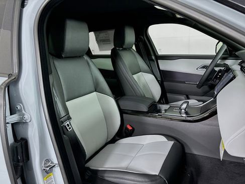 Used 2026 Land Rover Range Rover Velar Dynamic SE image 28