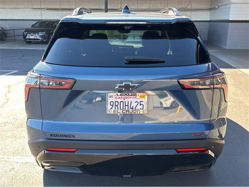 Used 2025 Chevrolet Equinox RS w/ Safety and Technology Package image 5