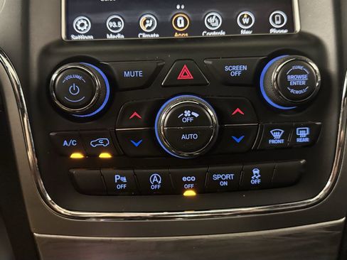 Used 2018 Jeep Grand Cherokee Altitude AWD/4WD image 23