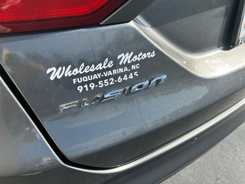 Used 2014 Ford Fusion SE image 28