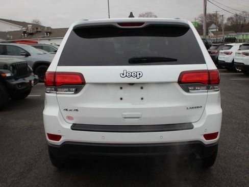 Used 2022 Jeep Grand Cherokee Laredo X image 28