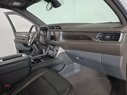 Certified 2022 GMC Yukon Denali AWD/4WD image 30