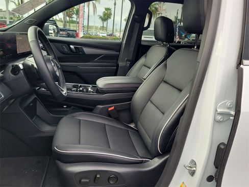 Used 2026 Buick Enclave Preferred image 19