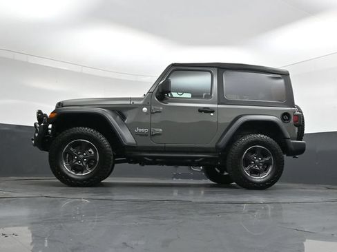 Used 2020 Jeep Wrangler Sport AWD/4WD image 35
