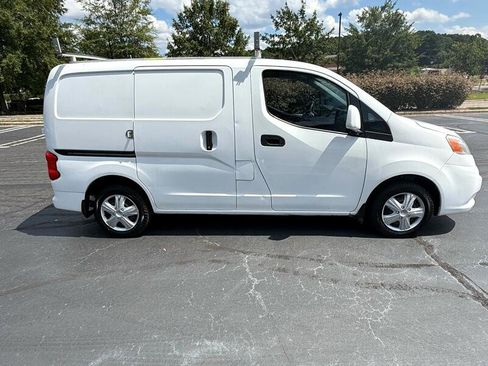 Used 2017 Nissan NV200 SV image 5