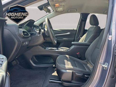 Used 2023 Chevrolet Bolt EUV LT image 11